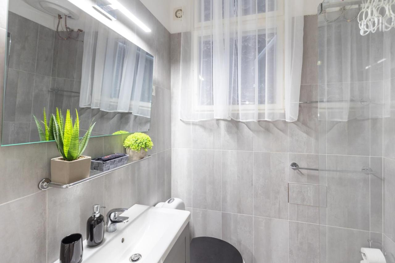 Akac Boutique Apartment 2. Boedapest Buitenkant foto